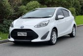 2017 Toyota Aqua Facelift On Special **Apple/Android Play, Alloys** **Alarm, Rev-Camera, NZ English Stereo**