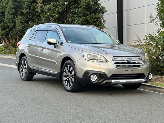 2015 Subaru Outback Limited Edition 4WD**Radar Cruise Control, Si-Drive, Alloys** *Lane Assist, Pre Crash Safety, Power Rear Gate*16790