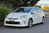 2014 Toyota Prius Hybrid S-Package **Body Kits, Rev-Camera, Alloys** **Steering Control, Keyless Entry, Special**