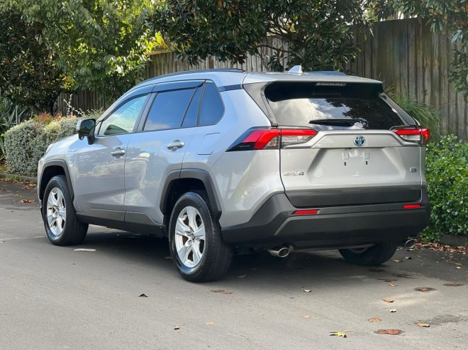 2019 Toyota RAV4 Hybrid-X Model *Cruise Control,Parking Sensors,Lane Assist* *Push Button Start,Keyless Entry, Rev-Camera*