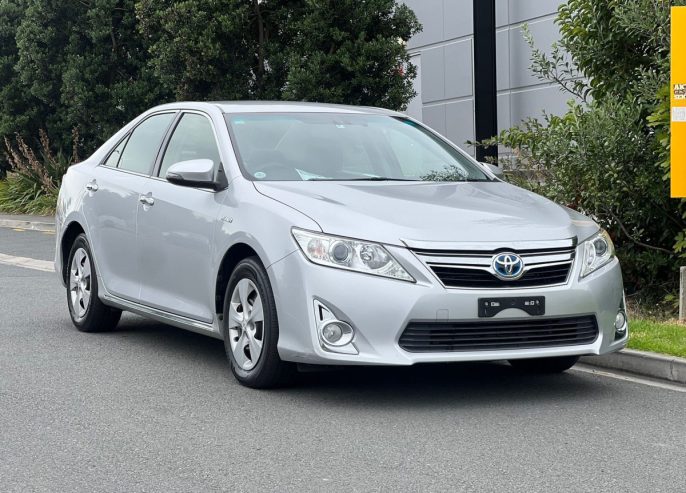 2014 Toyota Camry Hybrid **Keyless Entry, DRD Recorded, Push Button Start** **Rev-Camera, On Special Price**