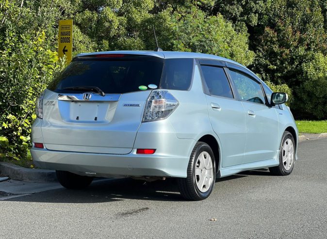 2013 Honda Fit Shuttle-Hybrid *Cruise Control, Half Leather Heated Seats** *Steering Controls, Keyless Entry, ECON, Alarm*