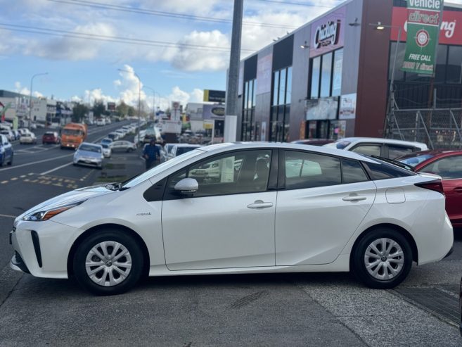 2019 Toyota Prius **Cruise Control*Lane assist*AUX*Bluetooth*Parking Sensors* *Zero Deposit/On Spot Finance available, TC Apply*