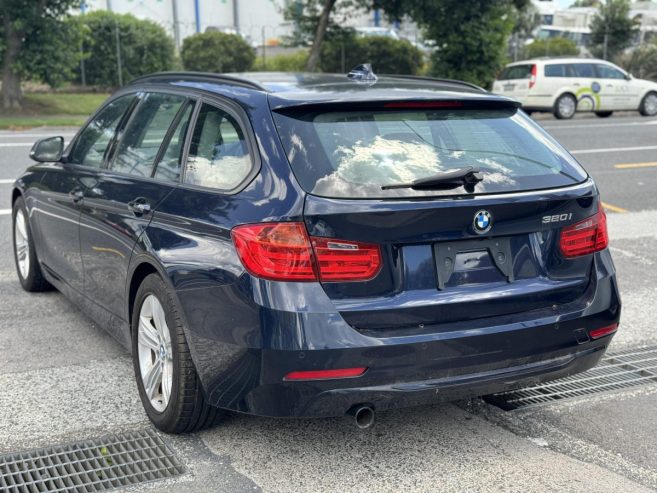 2014 BMW 320i **Reverse Camera*lane Assist*Cruise Control*I-drive** *Zero Deposit/On Spot Finance available, TC Apply*