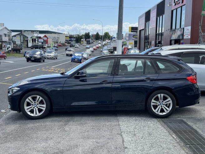 2014 BMW 320i **Reverse Camera*lane Assist*Cruise Control*I-drive** *Zero Deposit/On Spot Finance available, TC Apply*