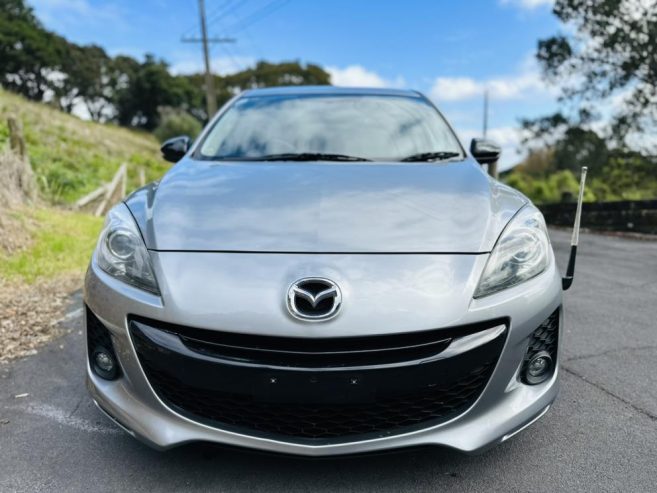 2013 Mazda Axela SPORTS !! STUNNING ALLOYS !! Hatchback Tiptronic LOW KMS !! PUSH BUTTON START !! SPORTS SPOILER