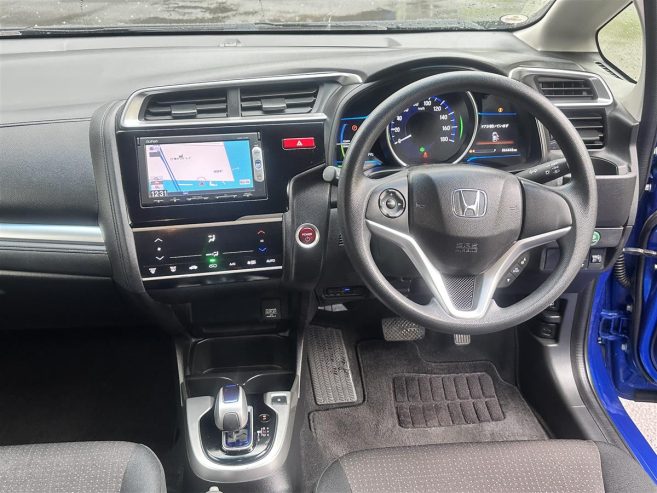 2014 Honda Fit HYBRID Hatchback Automatic REVERSING CAMERA, PUSH BUTTON START