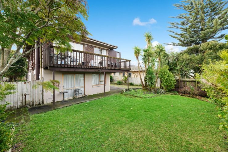 4 Roberts Road, Te Atatu South, Auckland