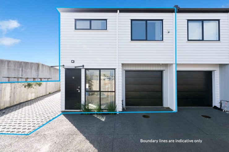 12/60 Kelman Road, Kelston, Auckland