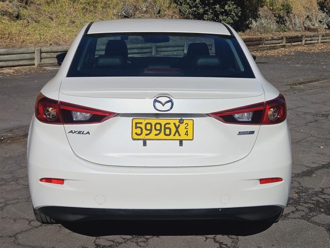 2014 Mazda Axela HYBRID, HIGH SPEC Sedan Automatic LEATHER SEATS, CRUISE CONTROL