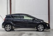 2015 Toyota Aqua X-URBAN/GRADE4.5/MINT CONDITION Hatchback Automatic