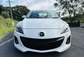 2011 Mazda Axela SPORTS !! STUNNING ALLOYS !! Hatchback Tiptronic LOW KMS !! PUSH BUTTON START !!