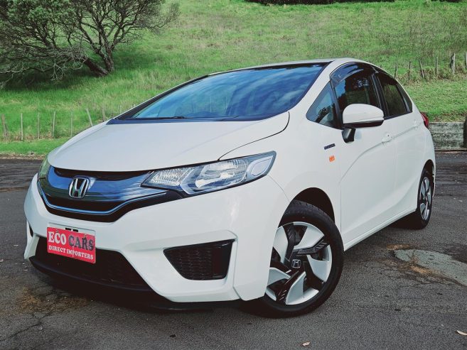 2014 Honda Fit HYBRID,LOW KM Hatchback Automatic