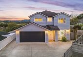 4 San Casello Rise, Henderson Heights, Auckland