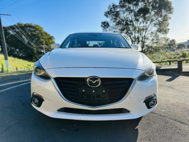 2014 Mazda Axela 20S SPORTS !! TOP SPEC !! LEATHER INTERIOR !! Hatchback Tiptronic SUPER LOW 28,XXX KM’S !! LEATHER INTERIOR !! ADAPTIVE CRUISE CONTROL !! HEATED SEATS !! REV CAMERA !! BLUETOOTH !! SKYACTIVE ENGINE