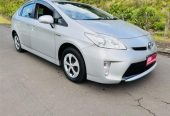 2016 Toyota Prius REVESING CAMERA Hatchback Automatic LOW KM