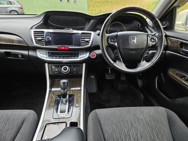 2013 Honda Accord HYBRID, CRUISE CONTROL Sedan Automatic REVERSING CAMERA, BRAND NEW TYRES