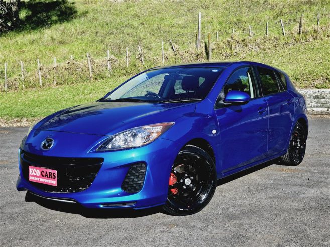 2011 Mazda Axela NZ BLUE TOOTH STEREO, BLACK MAGS Hatchback Automatic REVERSING CAMERA, BRAND NEW TYRES