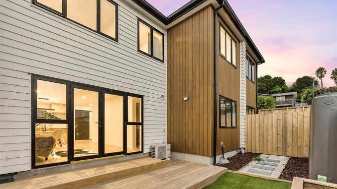 16B Bellringer Road, Massey, Auckland