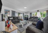 2/1 Barrie Avenue, Papatoetoe, Auckland