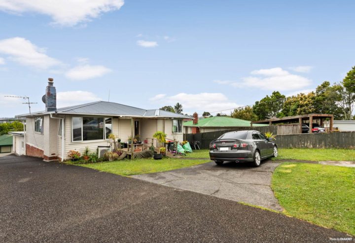 37 Amberley Avenue, Te Atatu South, Auckland