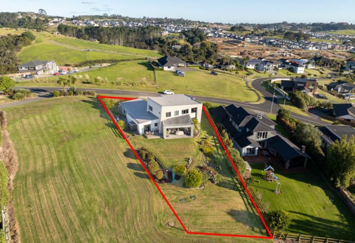 49 Sovereign Street, Flat Bush, Auckland