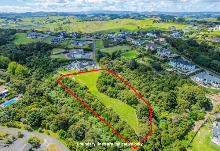 884 Redoubt Road, Flat Bush, Auckland