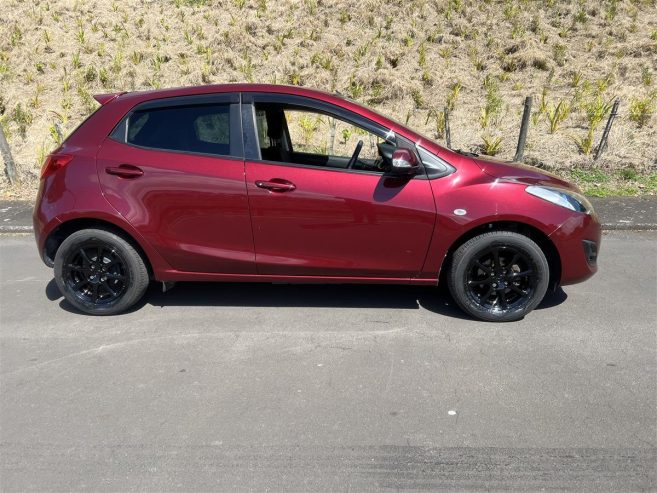 2012 Mazda Demio SMART KEY.SKYACTIV Hatchback Automatic