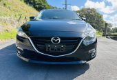 2014 Mazda Axela ONE OWNER IN JAPAN !! STUNNING BLACK ALLOYS !! SKYACTIVE ENGINE Hatchback Tiptronic SPORTS !! ONLY 41,XXX KMS