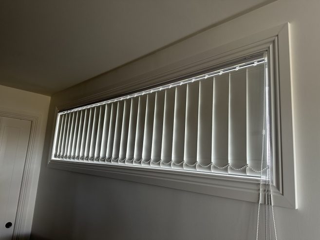 VERTICAL/THERMAL ROLLER BLINDS