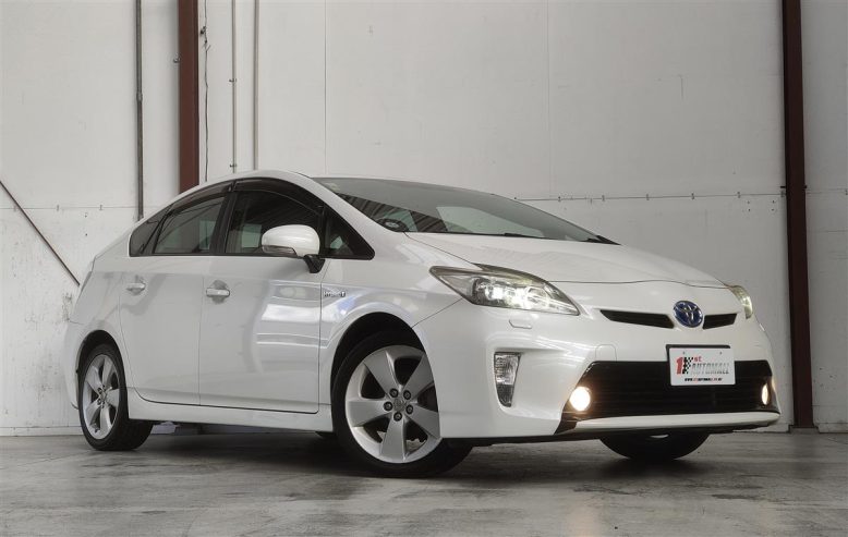 2013 Toyota Prius S TOURING/4 NEW TYRES/LOW KMS Hatchback Automatic