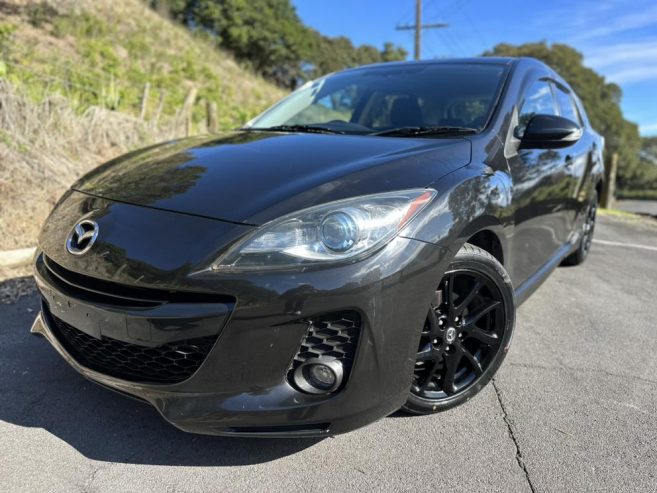 2012 Mazda Axela 20S SPORTS !! SKYACTIVE ENGINE !! ONE OWNER IN JAPAN !! Hatchback Tiptronic SUPER LOW 24,XXX KM’S !! STUNNING BLACK ALLOYS