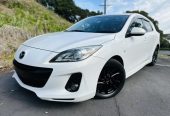 2011 Mazda Axela SPORTS !! STUNNING ALLOYS !! Hatchback Tiptronic LOW KMS !! PUSH BUTTON START !!