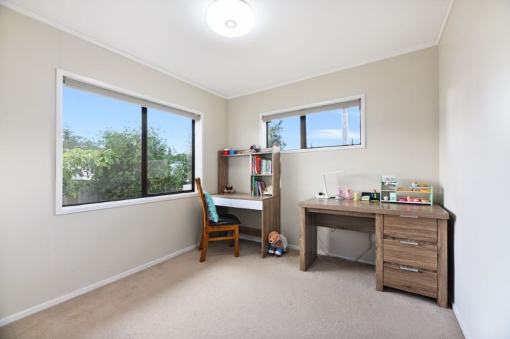 1/294 Great North Road, Henderson, Auckland