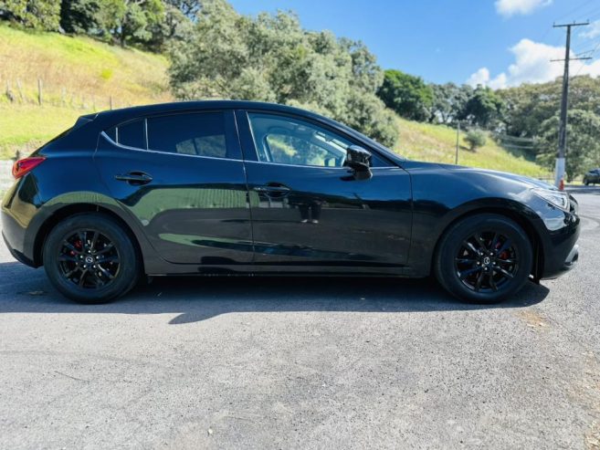 2014 Mazda Axela ONE OWNER IN JAPAN !! STUNNING BLACK ALLOYS !! SKYACTIVE ENGINE Hatchback Tiptronic SPORTS !! ONLY 41,XXX KMS