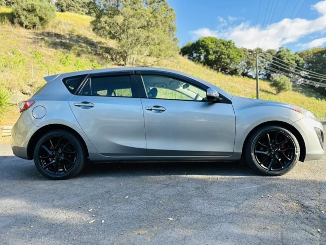 2009 Mazda Axela SPORTS !! ONE OWNER IN JAPAN !! STUNNING BLACK ALLOYS !! Hatchback Tiptronic SUPER LOW 37,XXX KMS