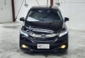 2015 Honda Fit SHUTTLE X/HYBRID/ALLOY WHEELS Hatchback Automatic