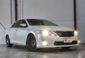 2013 Toyota Camry HYBRID/G PACKAGE/19 INCH WHEELS Sedan Automatic