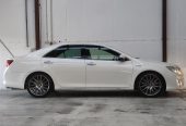 2013 Toyota Camry HYBRID/G PACKAGE/19 INCH WHEELS Sedan Automatic