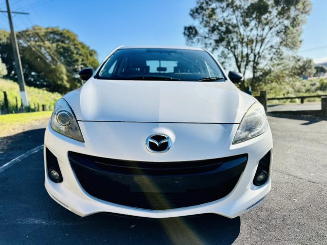 2013 Mazda Axela SPORTS !! STUNNING ALLOYS !! Hatchback Tiptronic ONLY 56,XXX KM’S !! PUSH START !! SPORTS SPOILER !!