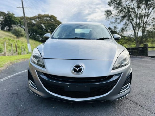 2011 Mazda Axela 20S SPORTS !! BOSE SOUND SYSTEM !! STUNNING ALLOYS !! Hatchback Tiptronic !! REV CAMERA !! PADDLE SHIFTERS !! PUCH BUTTON START