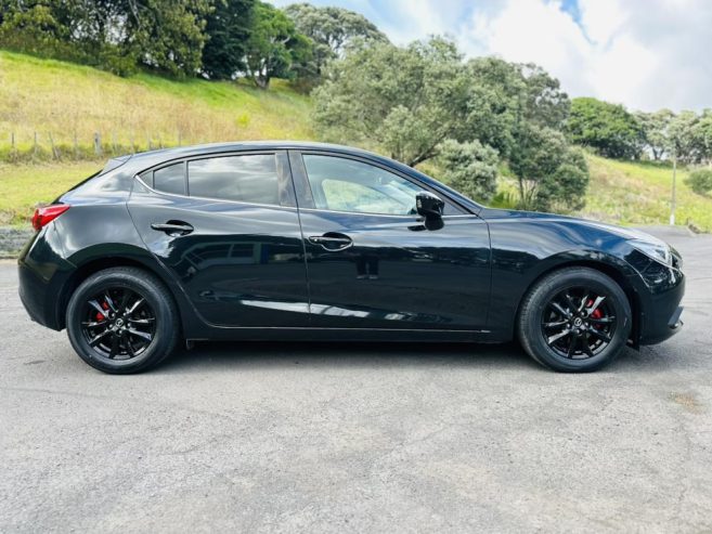 2014 Mazda Axela CRUISE CONTROL !! SKYACTIVE ENGINE !! SPORTS !! Hatchback Tiptronic ONLY 47,XXX KMS !! STUNNING BLACK ALLOYS !! BLIND SPOT