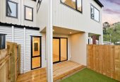 7/42 Woodside Road, Massey, Auckland