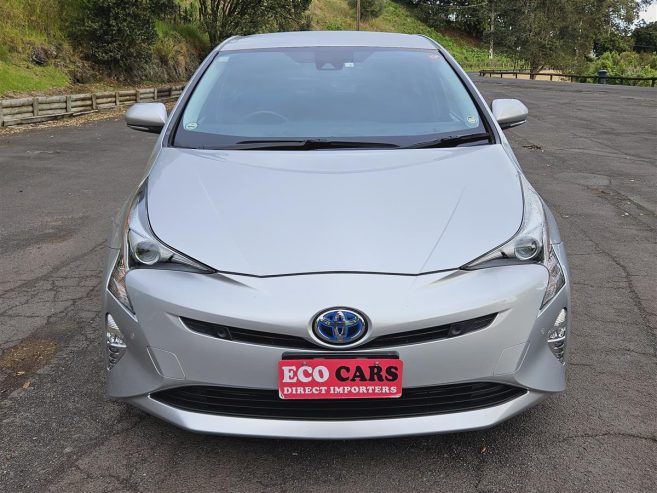 2018 Toyota Prius S SAFETY PLUS HIGH SPEC Hatchback Automatic AUTO PARKING, HUD, CRUISE CONTROL