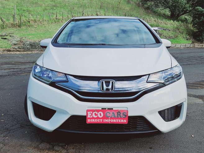 2014 Honda Fit HYBRID,LOW KM Hatchback Automatic