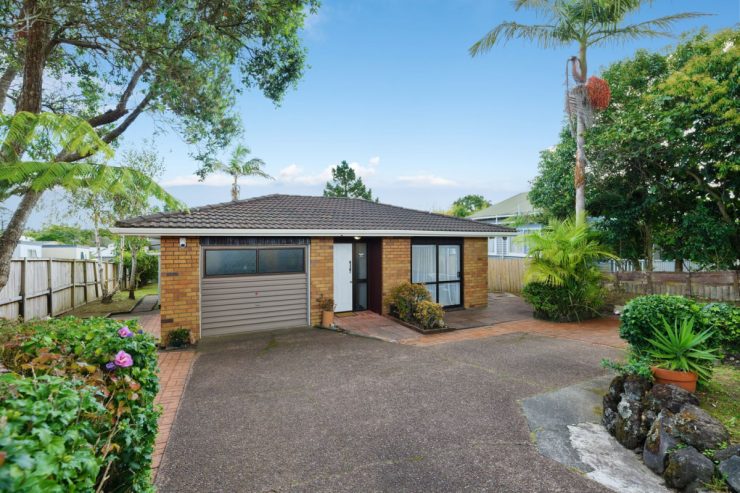 1/294 Great North Road, Henderson, Auckland