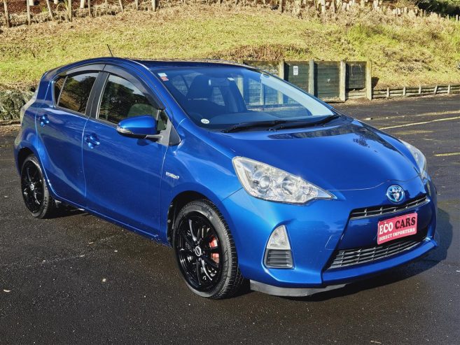 2014 Toyota Aqua HYBRID, S MODEL, NZ STEREO Hatchback Automatic BLACK ALLOY, REVERSING CAMERA