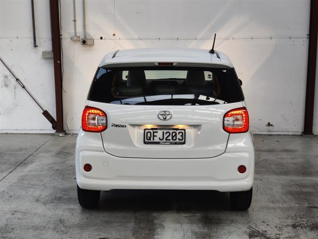 2018 Toyota Passo LOW KMS/VERY TIDY/ PERFECT AROUND TOWN Hatchback Automatic, 50500km