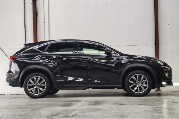 2014 Lexus NX 300h HYBRID/F-SPORT/BLACK ON BLACK/FULL OPTIONS RV/SUV Automatic, 126770km