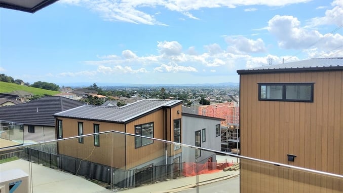 6 & 8 Timo Way, Flat Bush, Auckland